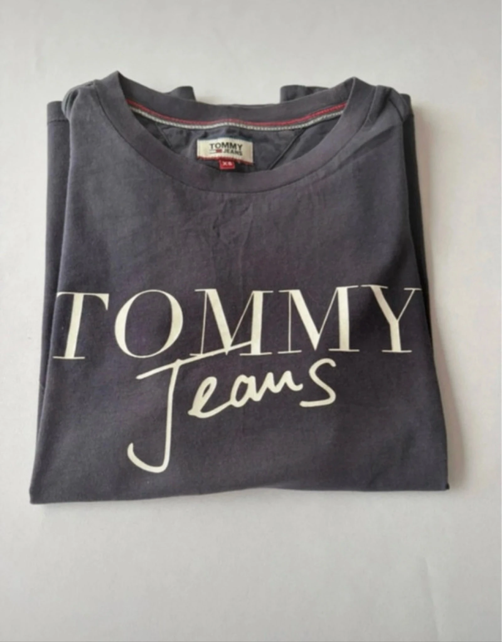 Camiseta Tommy Jeans Azul Marino | Logo Frontal | Talla XS | Original